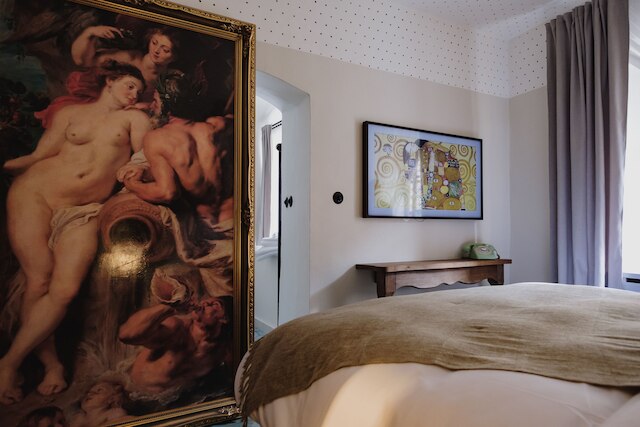 モナステリー ガーデン ビストロ & ルームズ