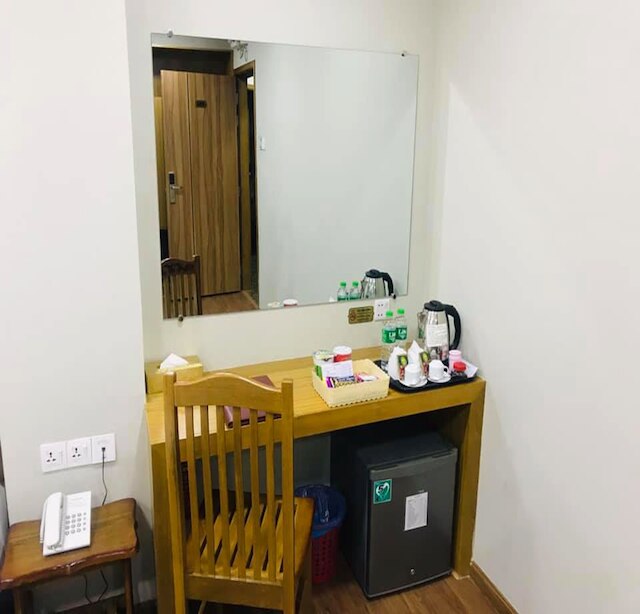 サット サン ホテル