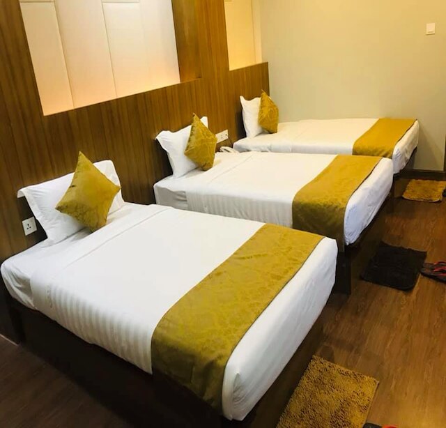 サット サン ホテル