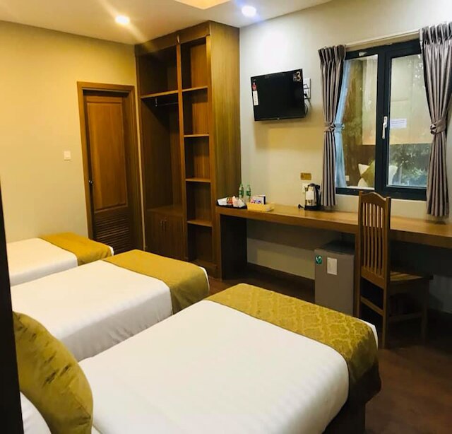 サット サン ホテル