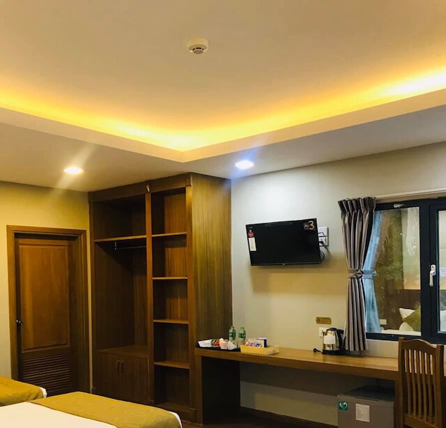 サット サン ホテル