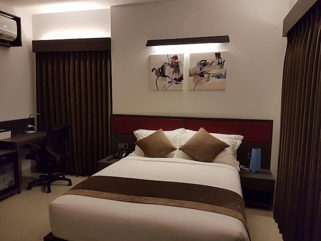 スプリング ヒル アパートメンツ