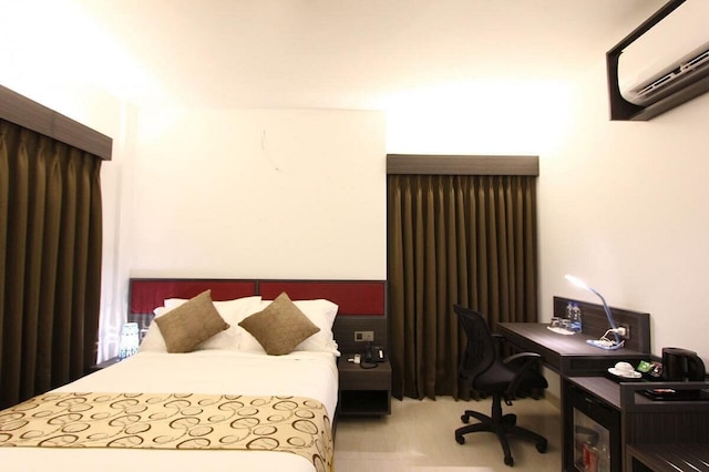 スプリング ヒル アパートメンツ