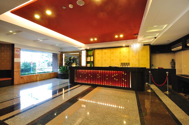 バロンズ ホット スプリング ホテル