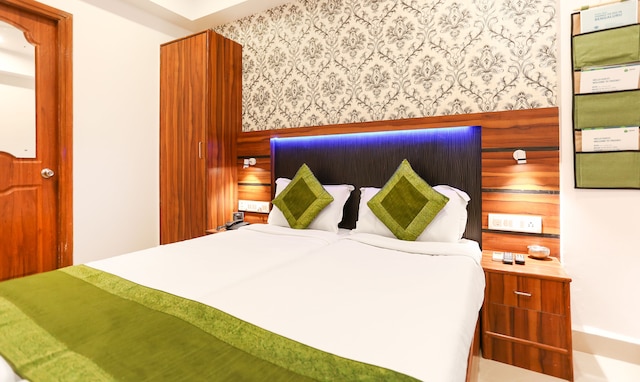 イッツィ ホテルズ エルマス ゴールデン キー