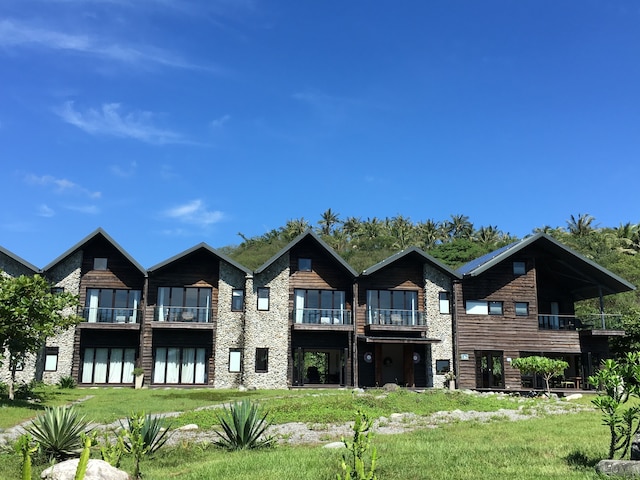 ココナッツ ビーチ ホームステイ