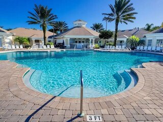 3 ベッドルーム ウィンザー パームス タウンハウス バイ FS FL VH-154