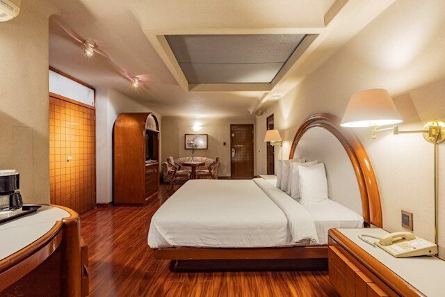 ホテル ビバリー