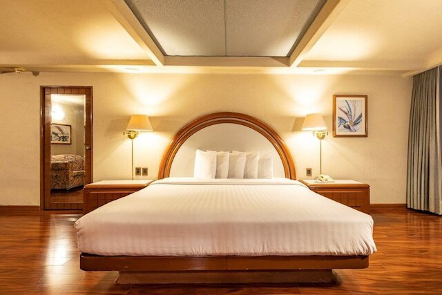 ホテル ビバリー