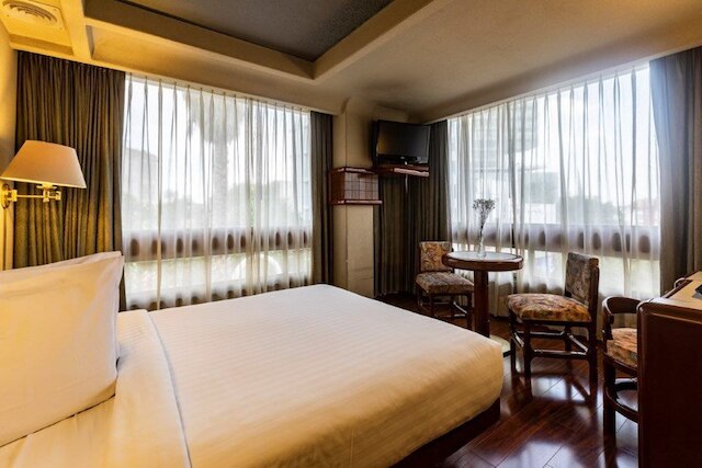 ホテル ビバリー