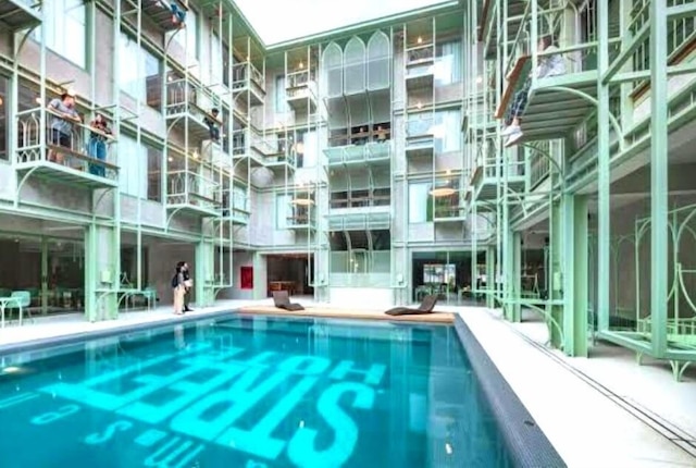 サムセン ストリート ホテル