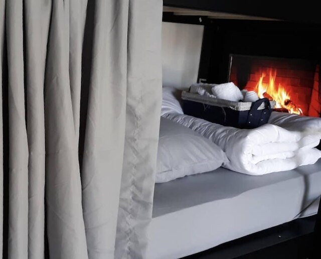 ラグジュアリーステイズ - ホステル