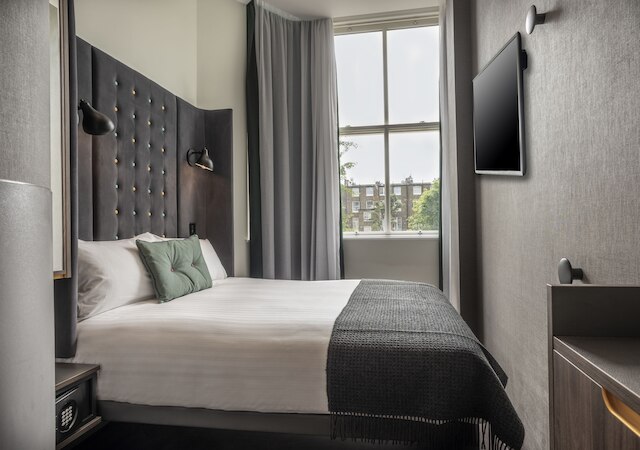 ポイント ア ケンジントン オリンピア