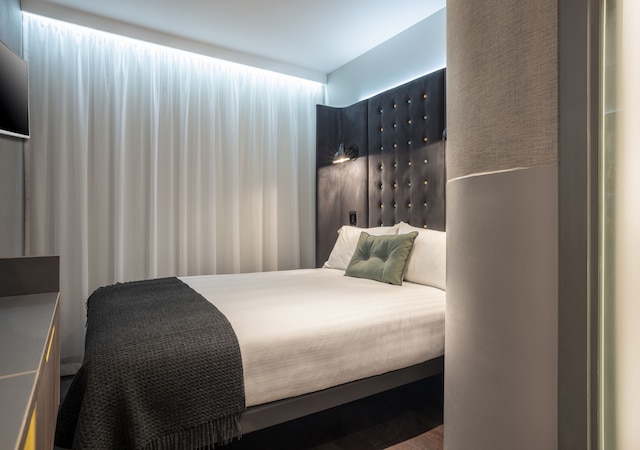 ポイント ア ケンジントン オリンピア