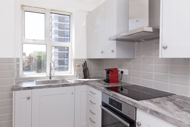 パーク ウェスト・バイ・アロ ハウジング