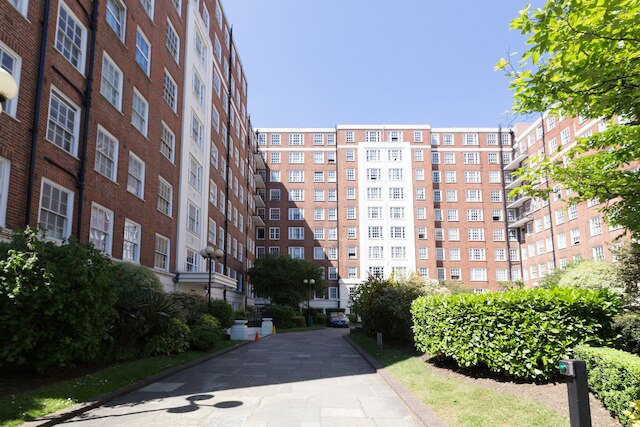 パーク ウェスト・バイ・アロ ハウジング