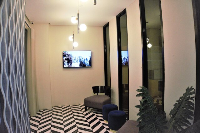 クレヴィス ホテル