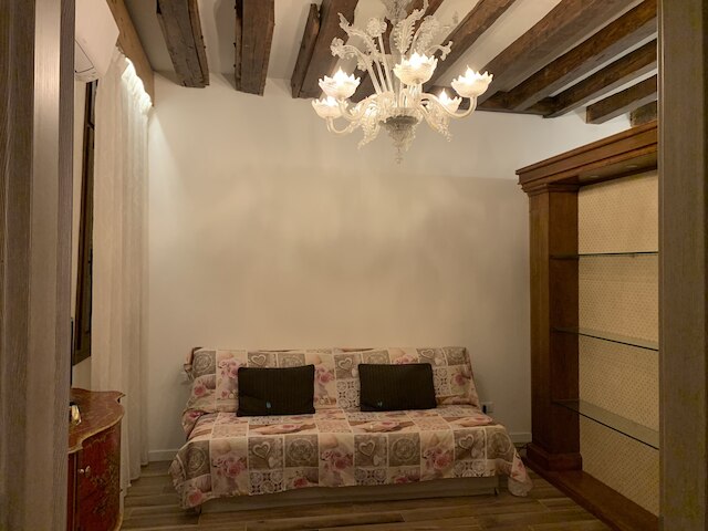 グリマルディ アパートメンツ - カーサ ディ エンマ