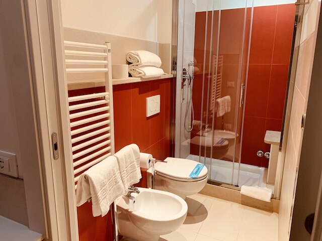 グリマルディ アパートメンツ - カーサ ディ エンマ