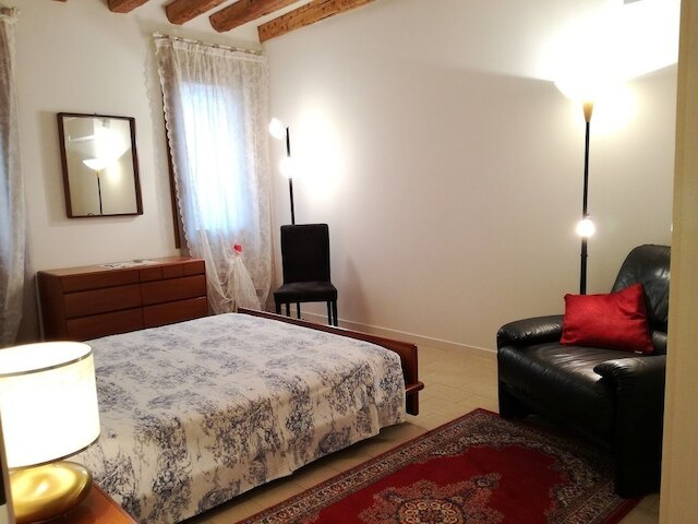 グリマルディ アパートメンツ - コルテ コンタリーナ