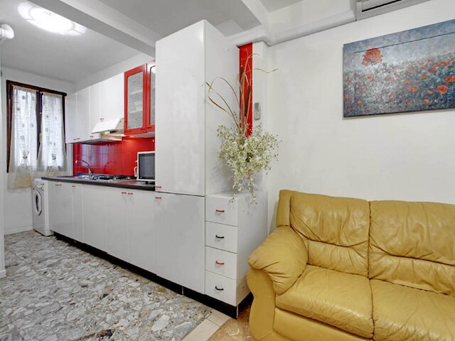 グリマルディ アパートメンツ - カ ドーロ