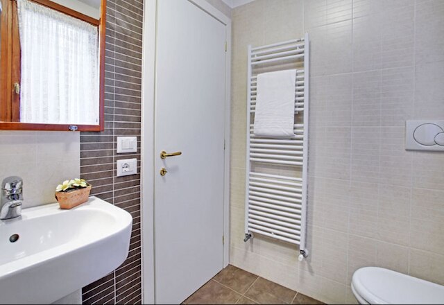 グリマルディ アパートメンツ - カ ドーロ