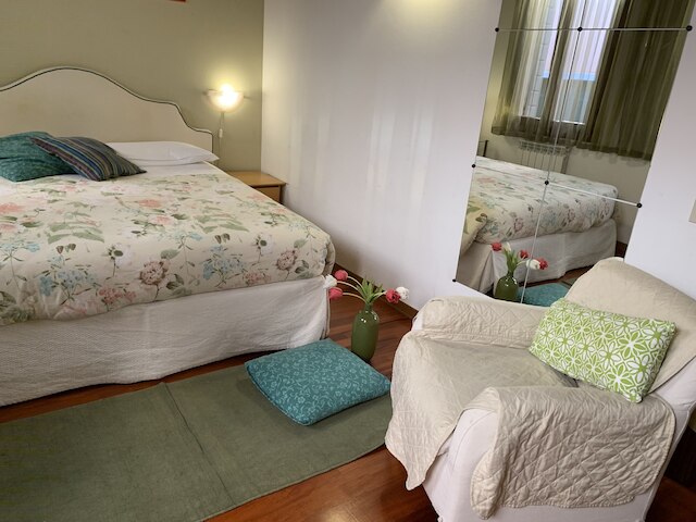 グリマルディ アパートメンツ - カ オルリナ