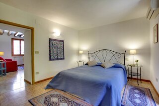 グリマルディ アパートメンツ - カ ベンボ