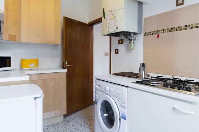 グリマルディ アパートメンツ - カ ステラ