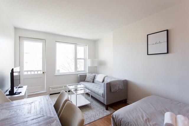 ザ ミルトン アパートメンツ