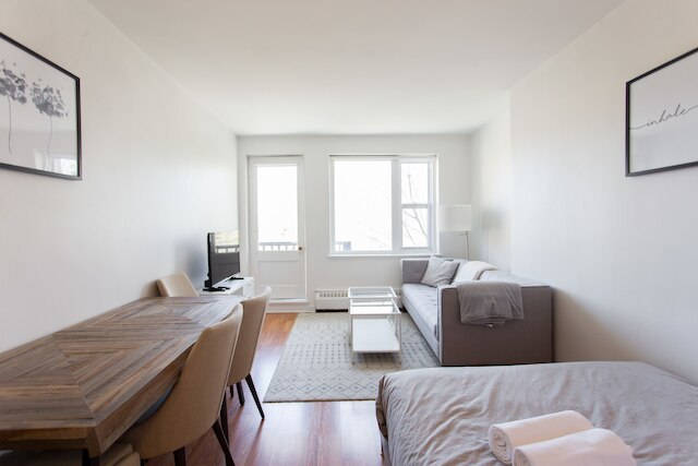 ザ ミルトン アパートメンツ