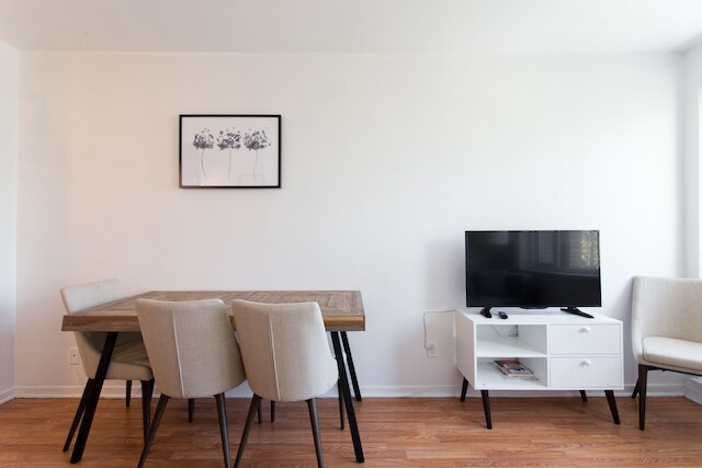 ザ ミルトン アパートメンツ