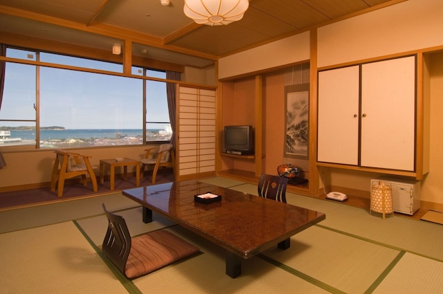 陽いずる紅の宿　勝浦観光ホテル