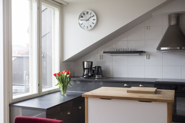 セカンドホームズ 2 ベッBルRム ペントハウス ウィズ バルコニー アンド サウナ