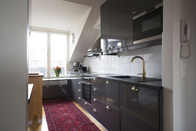 セカンドホームズ 2 ベッBルRム ペントハウス ウィズ バルコニー アンド サウナ