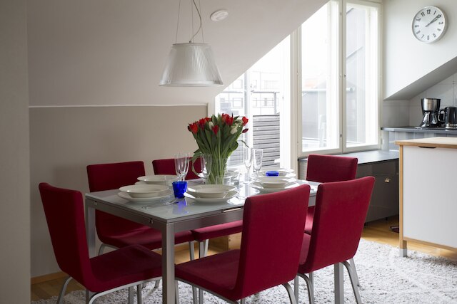 セカンドホームズ 2 ベッBルRム ペントハウス ウィズ バルコニー アンド サウナ