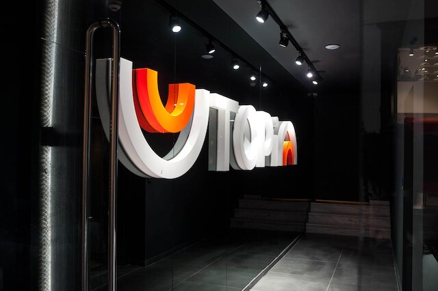 アテネ ユートピア エルモウ