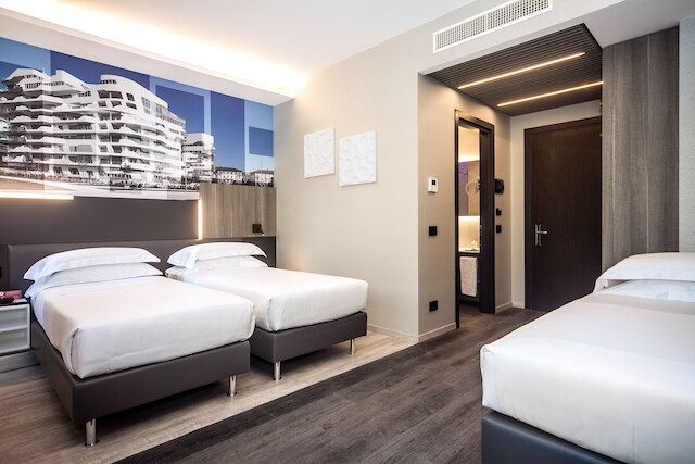 iQ ホテル ミラノ