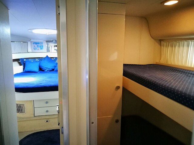 ディゼレ チャーミング ハウス ボート