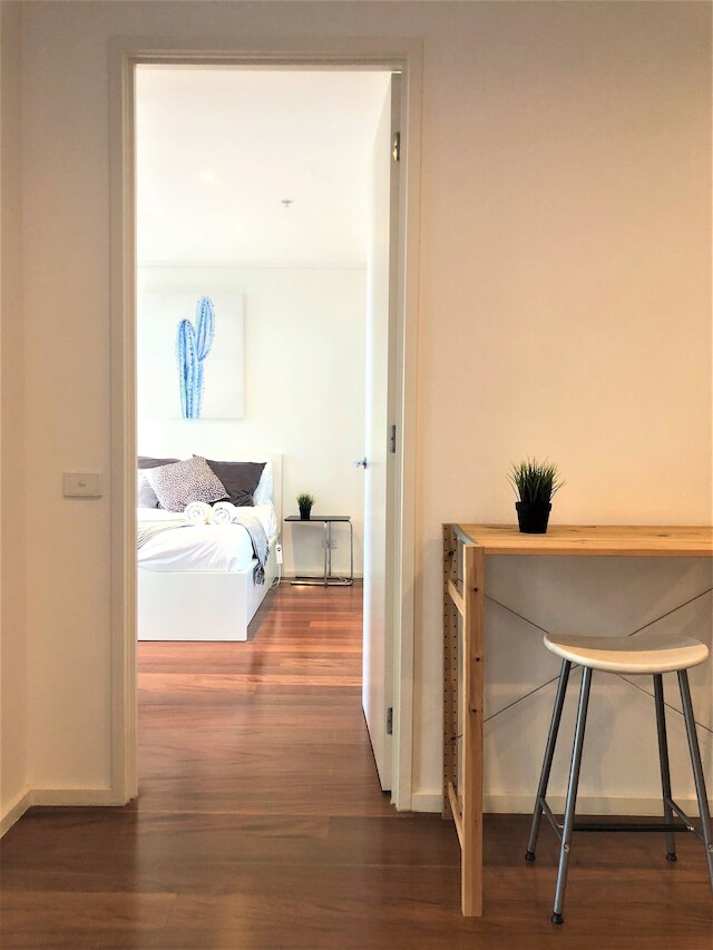 レアディセット アパートメンツ シティ タワー