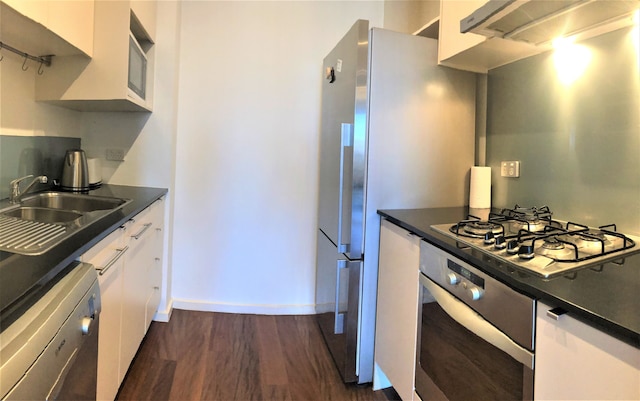 レアディセット アパートメンツ シティ タワー