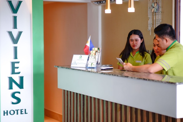 ヴィヴィアンズ ホテル