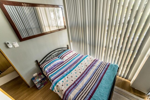 バヤニハン フラッツ マクタン