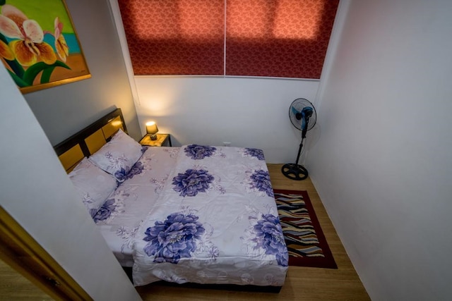 バヤニハン フラッツ マクタン