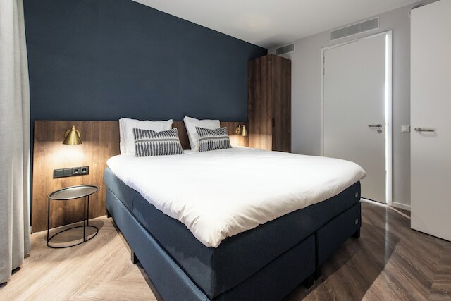 ヌマ アムステルダム ドックランズ