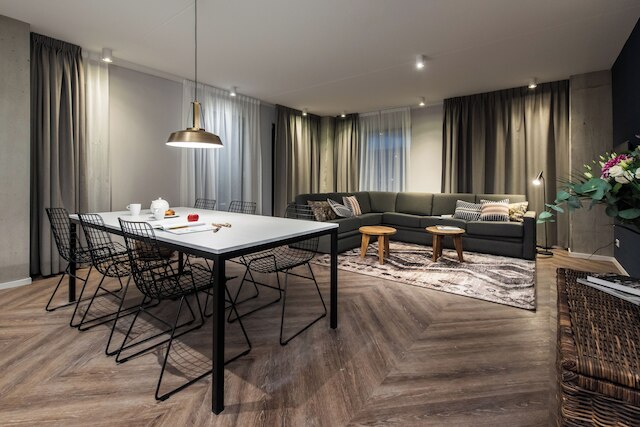 ヌマ アムステルダム ドックランズ