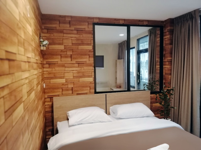 ホワイト ハウス ホステル