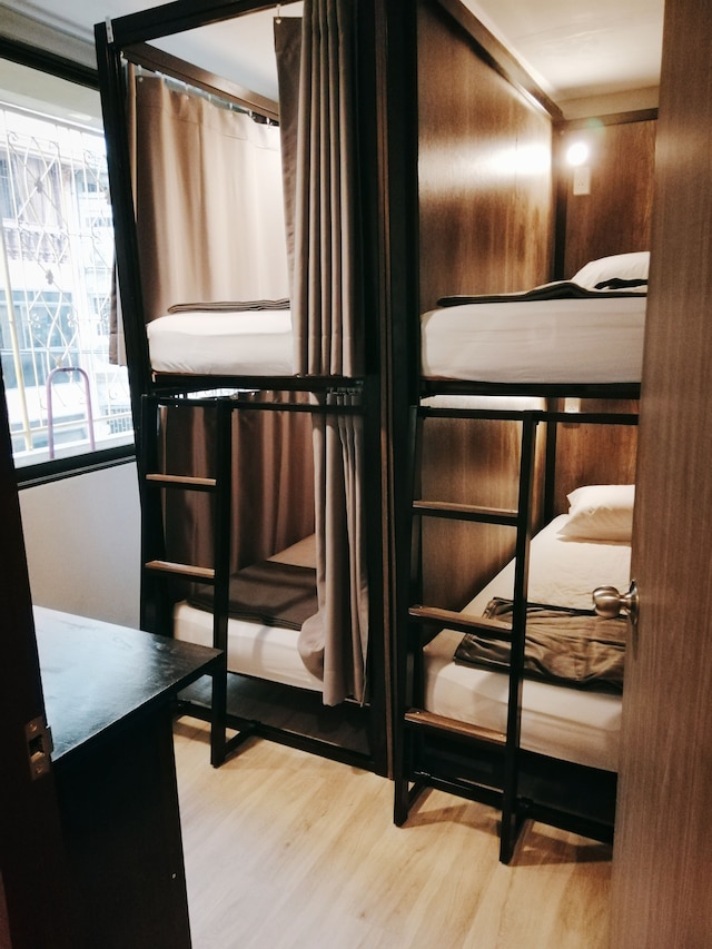 ホワイト ハウス ホステル