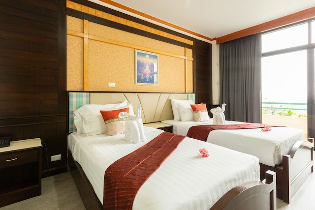 スリン マジェスティック ホテル