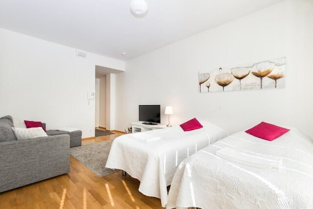 ゴー ハッピー ホーム アパートメント レントロティンカト 21